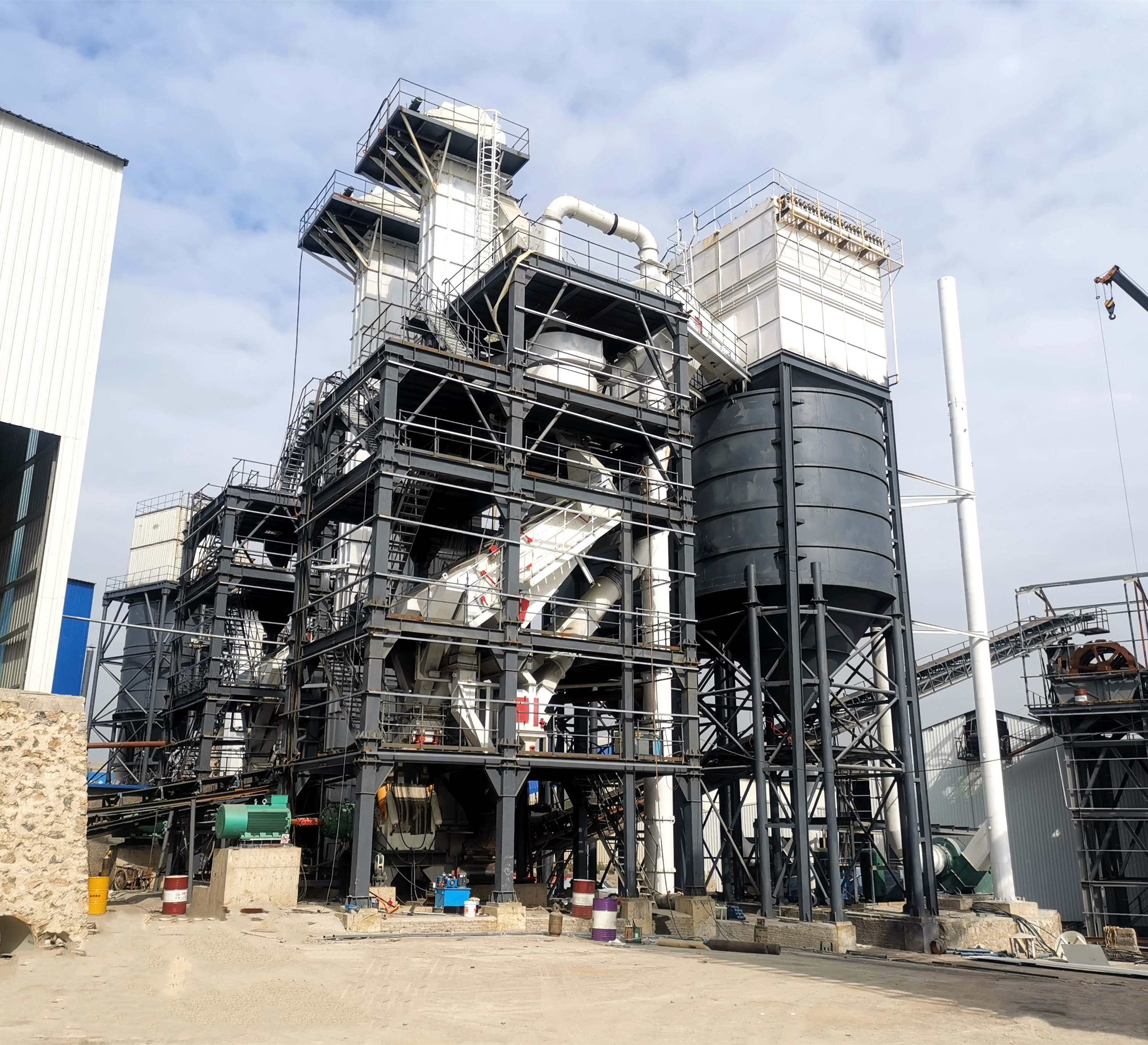唐山金路干法制砂樓，助力高品質(zhì)機(jī)制砂生產(chǎn)