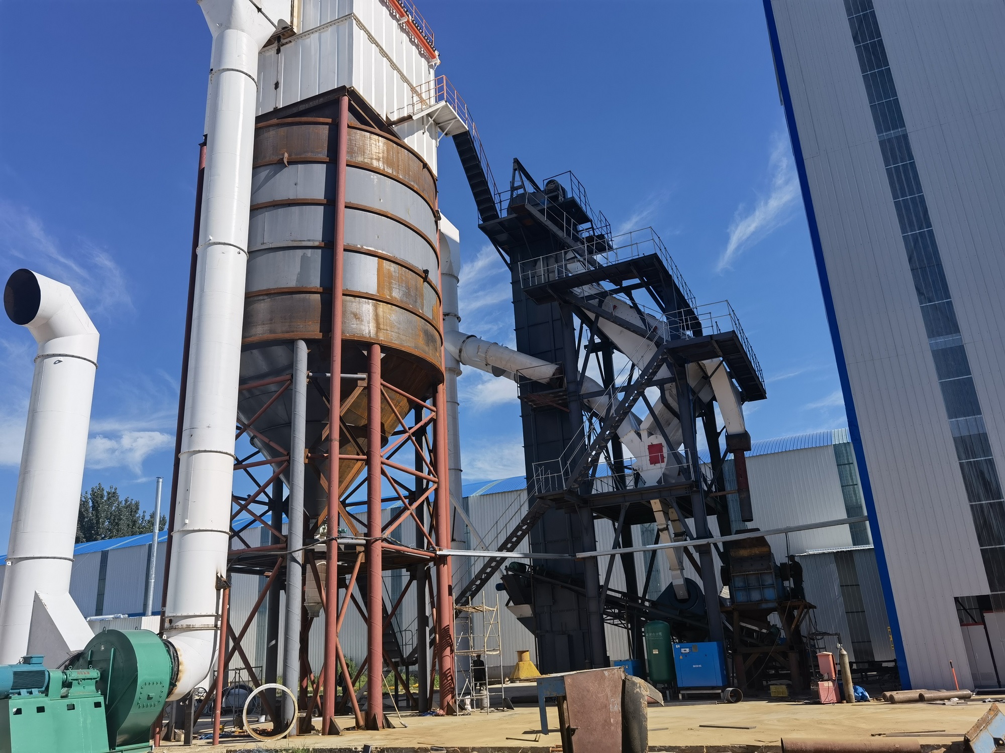 多項(xiàng)重大基建項(xiàng)目開工，制砂樓助力砂石供給！